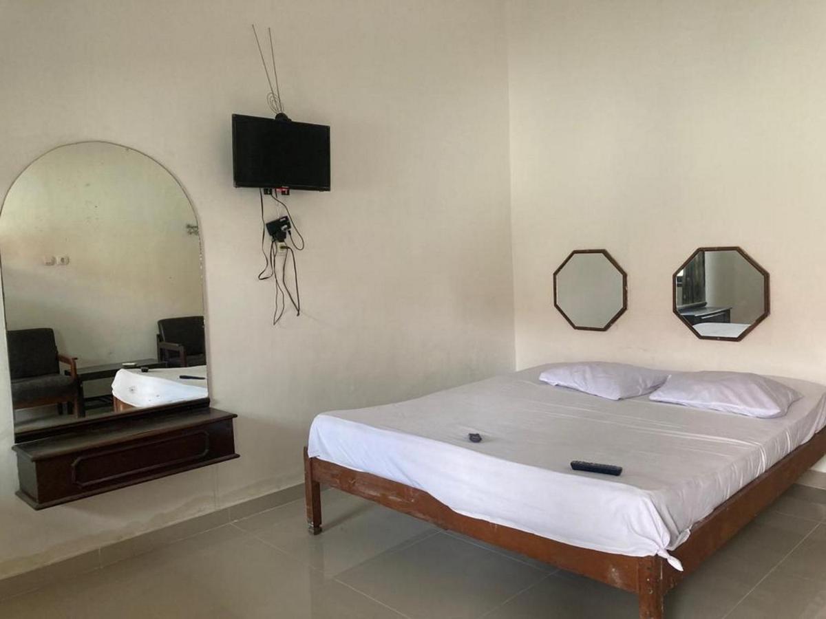 Hotel Surya Citra Jogja A Mitra Reddoorz Jogjakarta Buitenkant foto