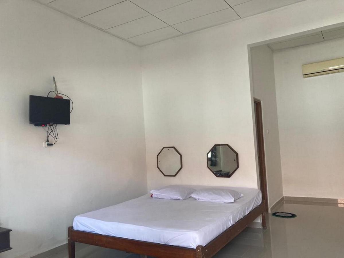 Hotel Surya Citra Jogja A Mitra Reddoorz Jogjakarta Buitenkant foto